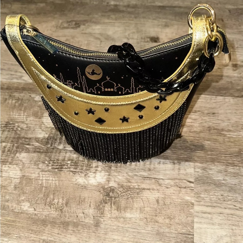 NEW Disney Jasmine Bucket Bag by Danielle Nicole Aladdin Purse Crossbody Satchel